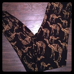 🐪 RARE UNICORN LULAROE CAMEL LEGGINGS🐪
